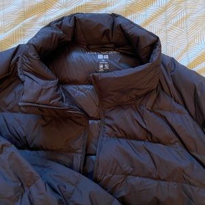 UNIQLO ultra light puffer